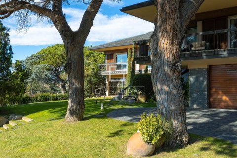 Villa de 7 dormitorios en venta en Vallromanes, Barcelona, Cataluña, Spain № 3869 - foto 5