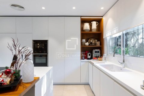 Villa de 7 dormitorios en venta en Vallromanes, Barcelona, Cataluña, Spain № 3869 - foto 18