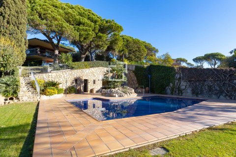 Villa de 7 dormitorios en venta en Vallromanes, Barcelona, Cataluña, Spain № 3869 - foto 4