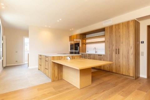 Villa de 5 dormitorios en venta en Sant Just Desvern, Barcelona, Cataluña, Spain № 3868 - foto 24
