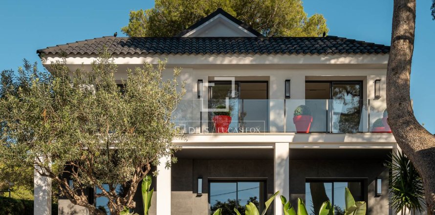 Villa de 5 dormitorios en venta en Castelldefels, Barcelona, Cataluña, Spain № 3871