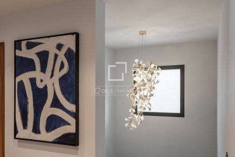 Villa de 5 dormitorios en venta en Castelldefels, Barcelona, Cataluña, Spain № 3871 - foto 25