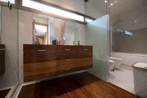 Сasa de 4 dormitorios en venta en Castelldefels, Barcelona, Cataluña, Spain № 1404 - foto 22