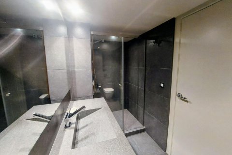 Apartamento de 2 dormitorios en venta en Barcelona, Cataluña, Spain № 1408 - foto 9