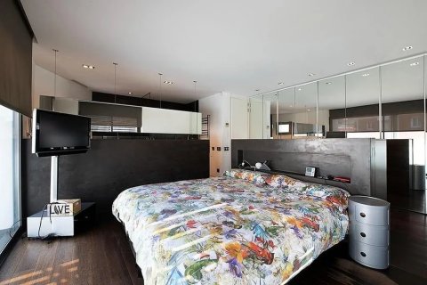Сasa de 4 dormitorios en venta en Castelldefels, Barcelona, Cataluña, Spain № 1405 - foto 16