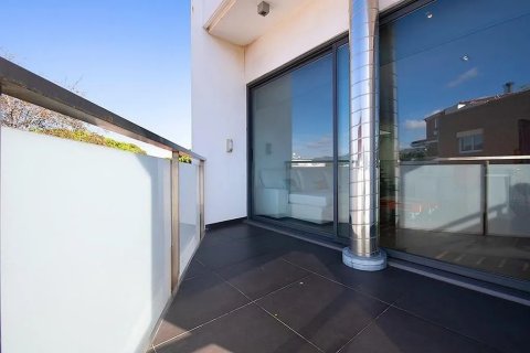 Сasa de 4 dormitorios en venta en Castelldefels, Barcelona, Cataluña, Spain № 1405 - foto 23