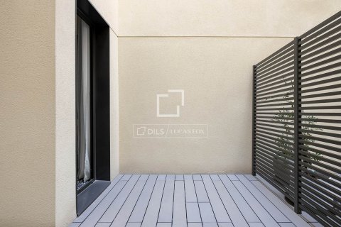 Apartamento de 2 dormitorios en alquiler en Barcelona, Cataluña, Spain № 4512 - foto 24