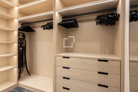 Apartamento de 2 dormitorios en alquiler en Barcelona, Cataluña, Spain № 4512 - foto 19