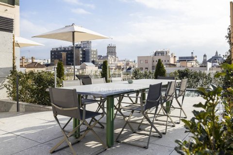 Apartamento de 2 dormitorios en alquiler en Barcelona, Cataluña, Spain № 4510 - foto 26