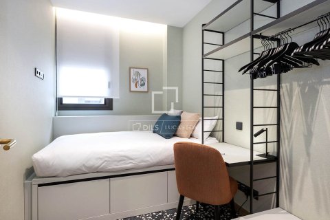 Apartamento de 2 dormitorios en alquiler en Barcelona, Cataluña, Spain № 4510 - foto 18