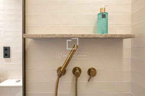 Apartamento de 2 dormitorios en alquiler en Barcelona, Cataluña, Spain № 4511 - foto 20