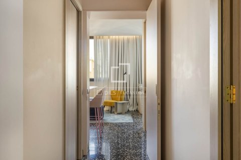 Apartamento de 2 dormitorios en alquiler en Barcelona, Cataluña, Spain № 4511 - foto 17