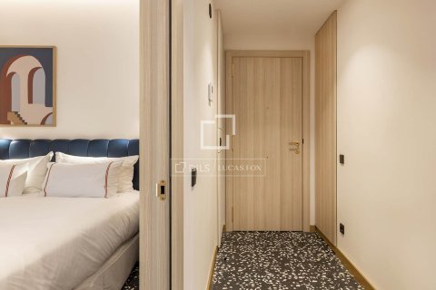 Apartamento de 2 dormitorios en alquiler en Barcelona, Cataluña, Spain № 4511 - foto 24