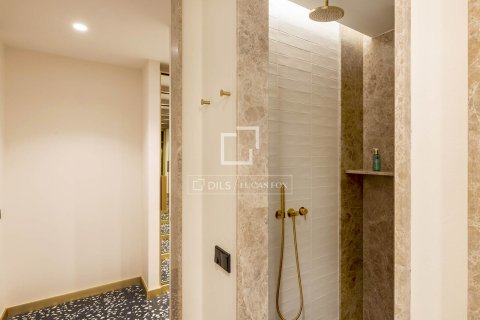 Apartamento de 2 dormitorios en alquiler en Barcelona, Cataluña, Spain № 4511 - foto 16