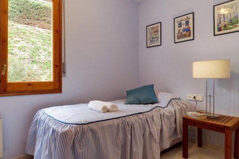 Apartamento de 3 dormitorios en venta en Tamariu, Gerona, Cataluña, Spain № 3660 - foto 10