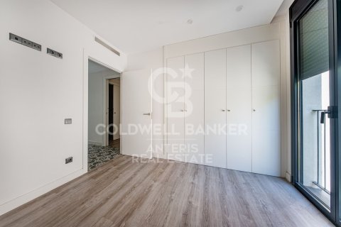 2 bedrooms apartment for sale in Barcelona, Catalonia, Spain № 7741 - photo 15