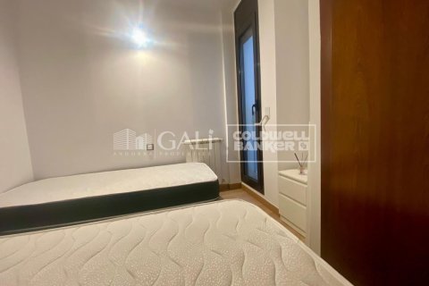 Apartamento de 2 dormitorios en venta en Principado De Andorra (Ninguna Poblacion Tiene C.P.), Lérida, Cataluña, Spain № 7743 - foto 11