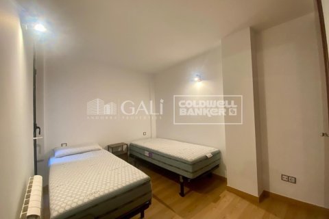 Apartamento de 2 dormitorios en venta en Principado De Andorra (Ninguna Poblacion Tiene C.P.), Lérida, Cataluña, Spain № 7743 - foto 6