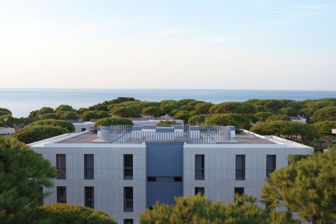 Apartamento de 3 dormitorios en venta en Salou, Tarragona, Cataluña, Spain № 8027 - foto 7