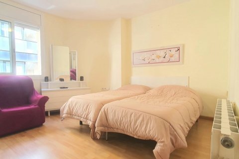 Купить квартиру в Эшампле, Испания с 3 спальни, 116м², № 8033 - фото 7