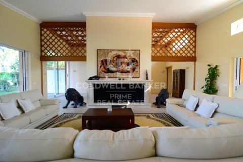 Villa de 6 dormitorios en venta en Begur, Gerona, Cataluña, Spain № 5940 - foto 2