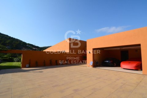 Villa de 6 dormitorios en venta en Begur, Gerona, Cataluña, Spain № 5940 - foto 18
