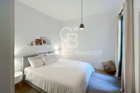 Apartamento de 2 dormitorios en venta en Barcelona, Cataluña, Spain № 5944 - foto 12