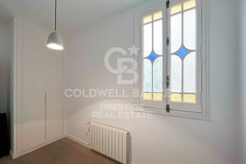 Apartamento de 2 dormitorios en venta en Barcelona, Cataluña, Spain № 5944 - foto 14