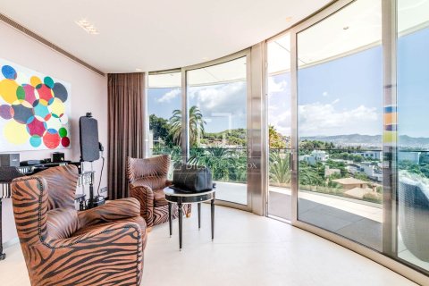 Villa de 5 dormitorios en venta en Sitges, Barcelona, Cataluña, Spain № 4192 - foto 26