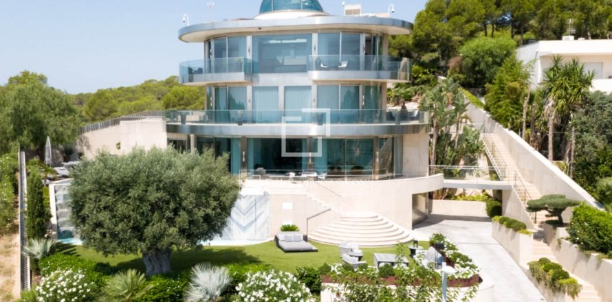 Villa de 5 dormitorios en venta en Sitges, Barcelona, Cataluña, Spain № 4192