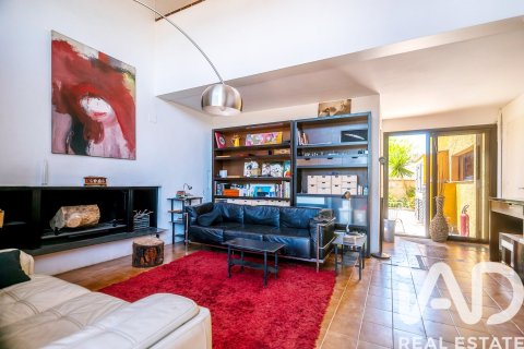 Сasa de 4 dormitorios en venta en Castellví de la Marca, Barcelona, Cataluña, Spain № 4634 - foto 27