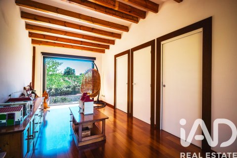 Сasa de 4 dormitorios en venta en Castellví de la Marca, Barcelona, Cataluña, Spain № 4634 - foto 19