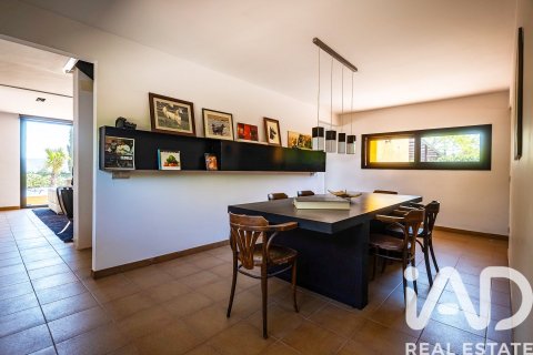 Сasa de 4 dormitorios en venta en Castellví de la Marca, Barcelona, Cataluña, Spain № 4634 - foto 10