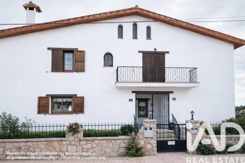 Сasa de 7 dormitorios en venta en Roda de Berà, Tarragona, Cataluña, Spain № 4631 - foto 2