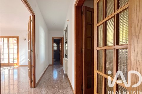 Сasa de 7 dormitorios en venta en Roda de Berà, Tarragona, Cataluña, Spain № 4631 - foto 6